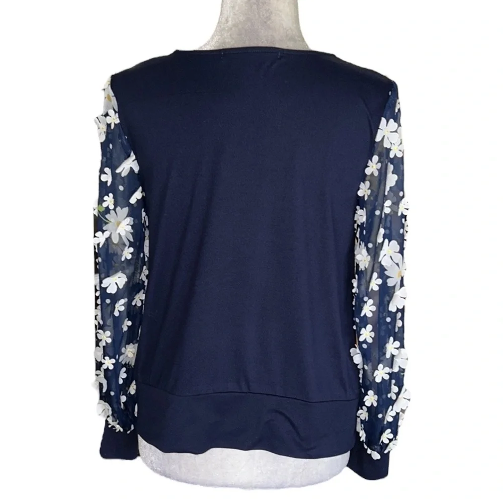 Anthropologie Eva Franco Becky Navy Blue White Daisy Appliqué Top - XS